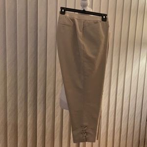 RAFAELLA Classic Capris-Like New-Sz 12.